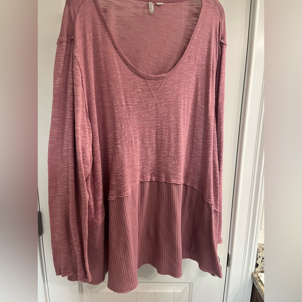 Active brand knitting too.  Rose. Soft and long tunic.  Excellent condition